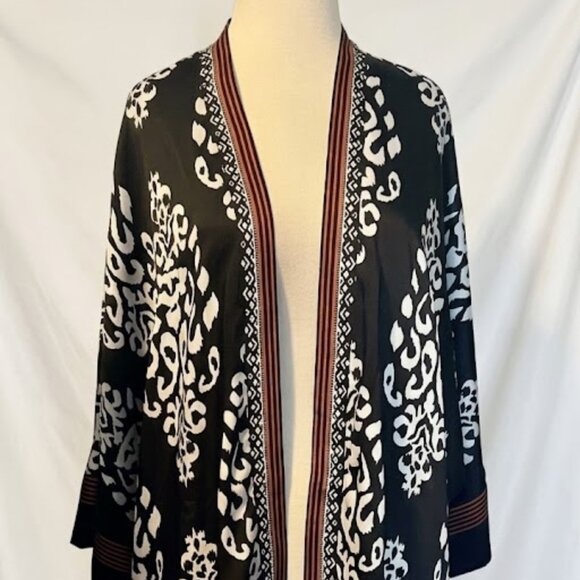 NWOT Chico's Bold Motif Printed Chiffon Kimono Boho Chic Artsy Duster L/XL - Picture 3 of 15
